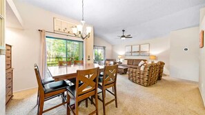 Dining - Riverbend - 226 Sequoia (Plumas Eureka)