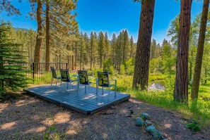 Property grounds - Riverbend - 226 Sequoia (Plumas Eureka)