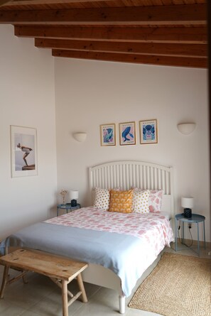 3 quartos, ferros/tábuas de passar roupa, berço de viagem, Wi-Fi