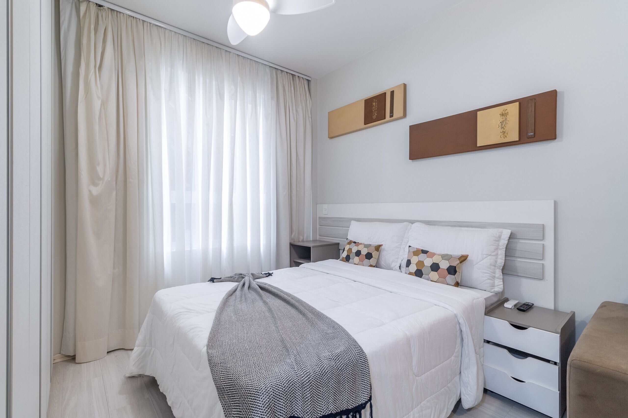 Strykejern/-brett, wi-fi (inkludert) og sengetøy