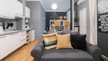 Apartment (0 Bedroom) | Front of property