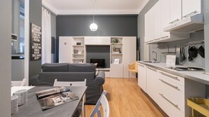 公寓 (0 Bedroom) | 起居区 | 电视