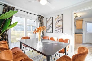 Dining - Host & Stay | Hazelnut House (Launceston)