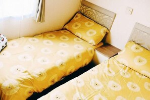 2 sovrum, strykjärn/strykbräda, gratis wi-fi och sängkläder