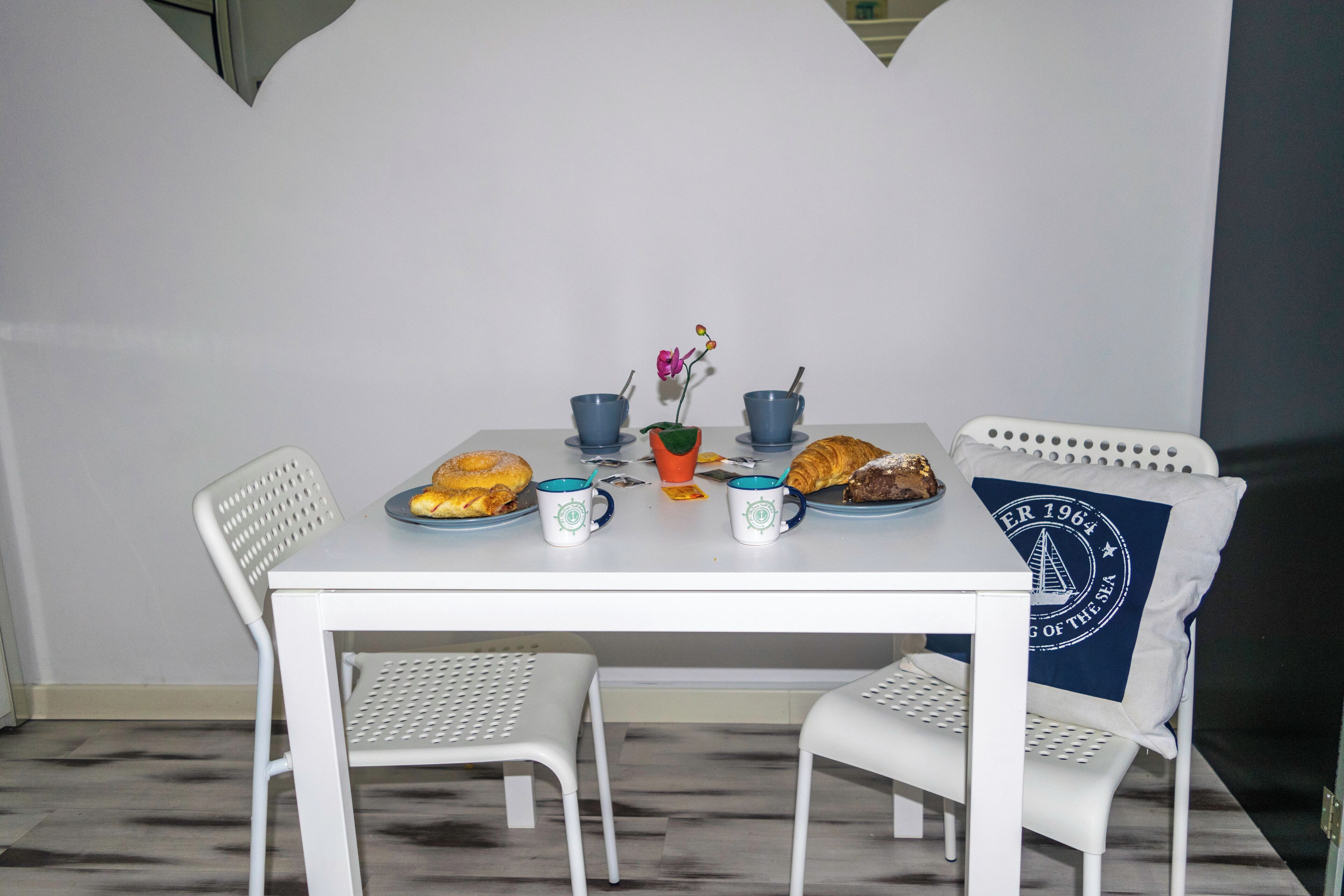 Appartement | Dineren in de kamer