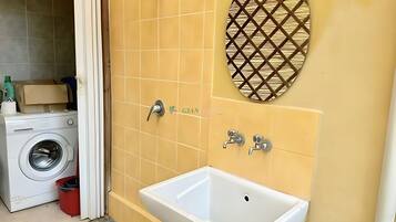 Dusche, Haartrockner