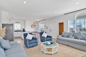 Smart TV, video games - *Little Lagoon*Sleeps 12*Private Boat Launch* (Gulf Shores)