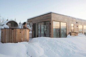 Property grounds - The Glass House - under Aurora (Mosfellsbær)