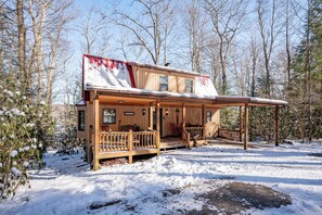 Exterior - New! Wooded Lakefront Hideaway w/ Dock & Fire Pit (Oakland)