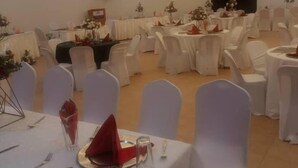 Kamar Double atau Twin, balkon | Makan di kamar