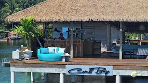 Bar (en el alojamiento)