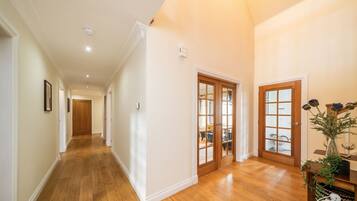 House | 5 bedrooms