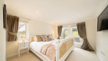 Nhà | 5 phòng ngủ