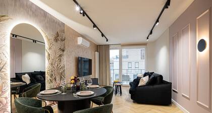 Flores Przestronny Apartament z Dusz Blisko Wyspy M y Skiej