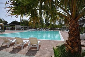 Seasonal outdoor pool - Happy Camp in Kamemi Camping Village (Ribera)