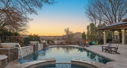 Bella Pavona Luxury Poolside Country Estate