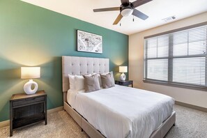 2 bedrooms, desk, iron/ironing board, WiFi