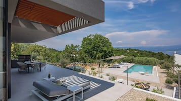 House, Smoking | 4 bedrooms