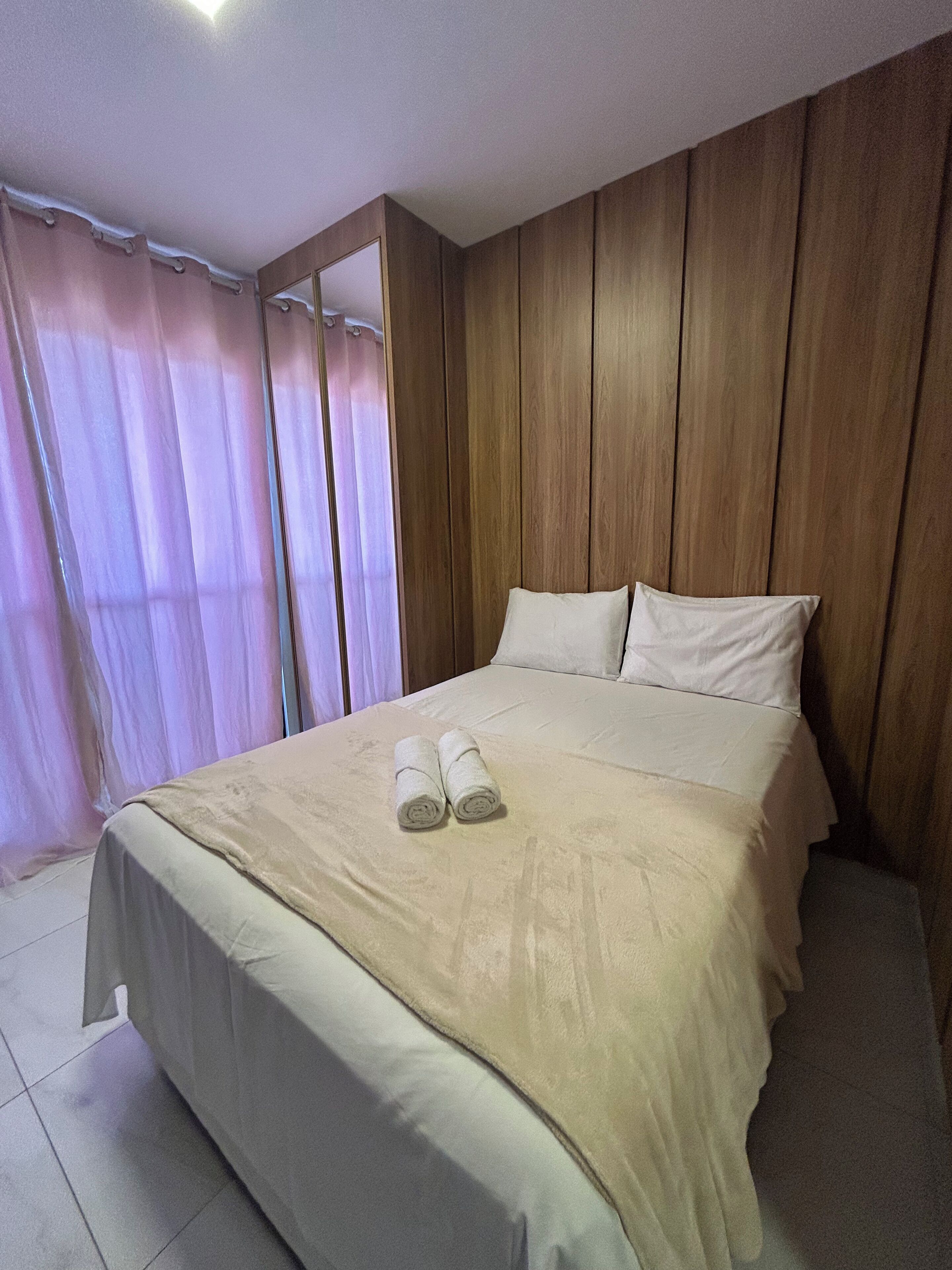 Apartamento | Espaço de trabalho para notebook, cortinas blackout, Wi-Fi de cortesia