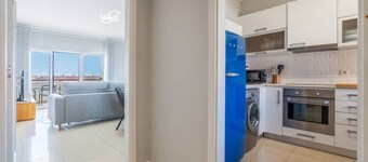 Bright and modern 2 Bed Apartment in Vale de Parra