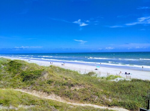 Coastal Paradise with Stunning Sound Views