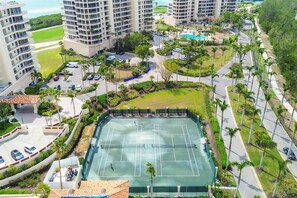 Sport court - 2/2 Bay Front Condo, Pool, Private Beach Access (Longboat Key)