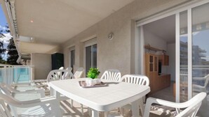 House, 3 Bedrooms, Terrace | Outdoor dining - Global Village Park - By Global Rental Holidays 8091 (Salou)
