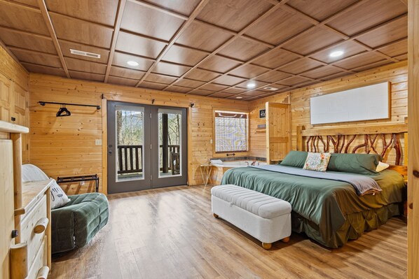 1 bedroom, in-room safe, WiFi, bed sheets