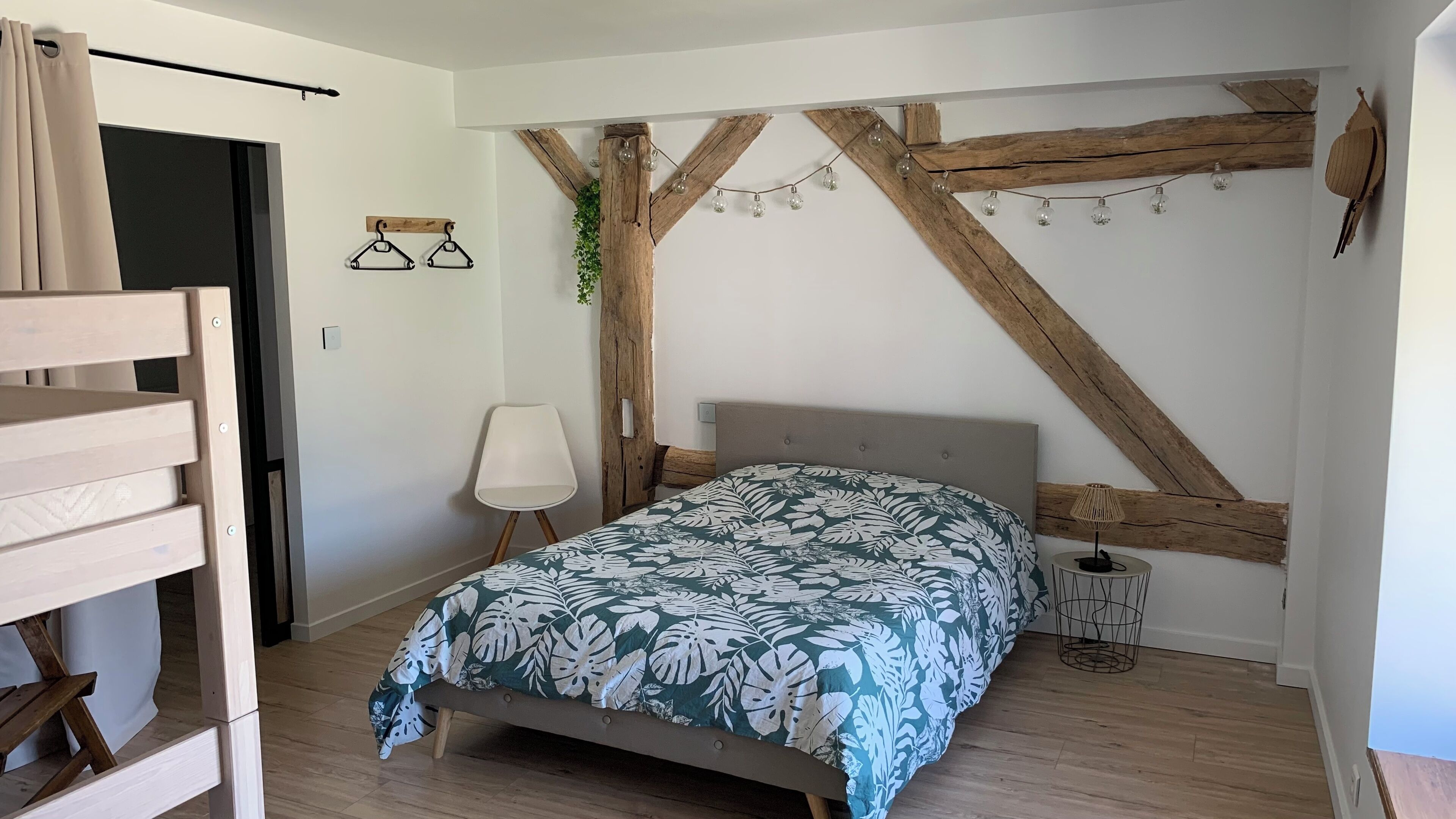 5 chambres, lit parapluie, Wi-Fi gratuit, draps fournis