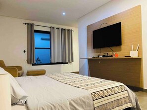 WiFi, bed sheets - Studio 1 guest house (Abidjan)