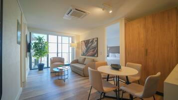 Superior Apartment, 2 Bedrooms, Balcony | Living area