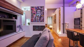 Smart TV, lareira, impressoras