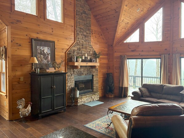 Smart TV, fireplace, computer monitors