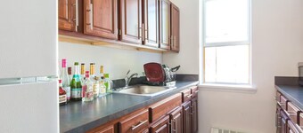 Huge 1br Crown Heights - 25 Mins to Manhattan