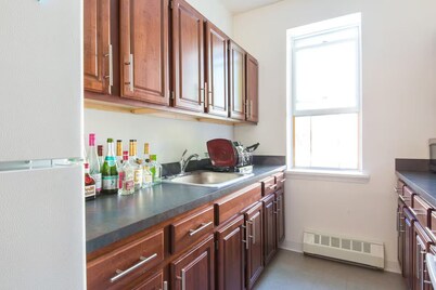 Huge 1br Crown Heights - 25 Mins to Manhattan