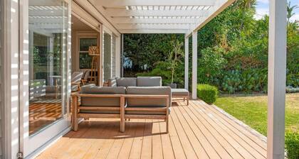 Solara Executive Villa with Air-Con and Backyard