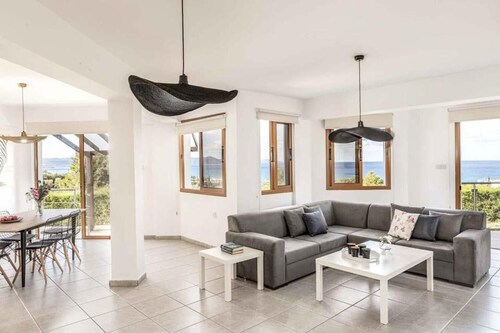 Villa Argaka Heights