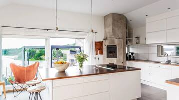 Villa, Smoking | 6 bedrooms