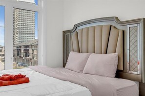 5 bedrooms, iron/ironing board, free WiFi, bed sheets