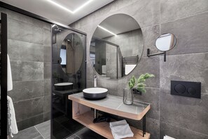 Luxury Chalet, Mountain View | Bathroom | Free toiletries, hair dryer, towels, soap