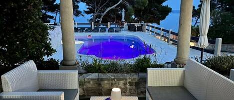 Utomhuspool