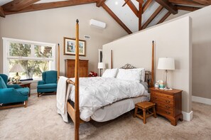 5 soverom, strykejern/-brett, wi-fi og sengetøy