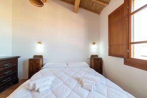 1 bedroom, iron/ironing board, free WiFi, bed sheets - Casa Tharros Apartment Terrace (Nurachi)