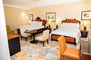 Desk, laptop workspace, free WiFi - Golden Vista Hotels (Owerri)