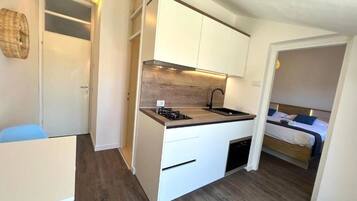 1 chambre, fer et planche à repasser, Wi-Fi, draps fournis
