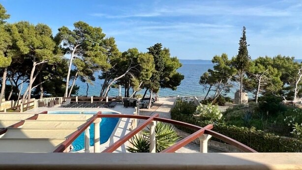 Property grounds - Vila Vera Seafront Apartment with Sea View (Sumartin)