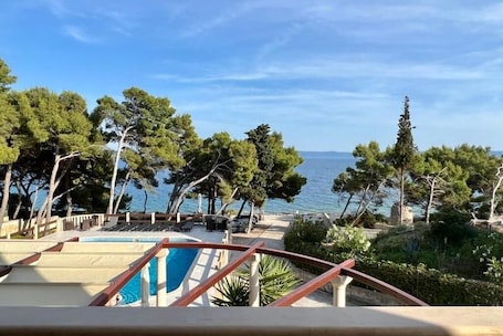 Property grounds. Vila Vera Seafront Apartment with Sea View