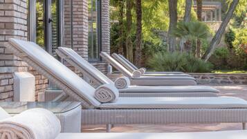 Couples treatment rooms, Turkish bath, body treatments