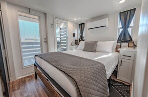 2 quartos, Wi-Fi de cortesia, roupa de cama