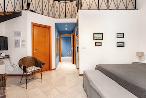 1 bedroom, iron/ironing board, WiFi, bed sheets - Green Chiaia three (Napoli)